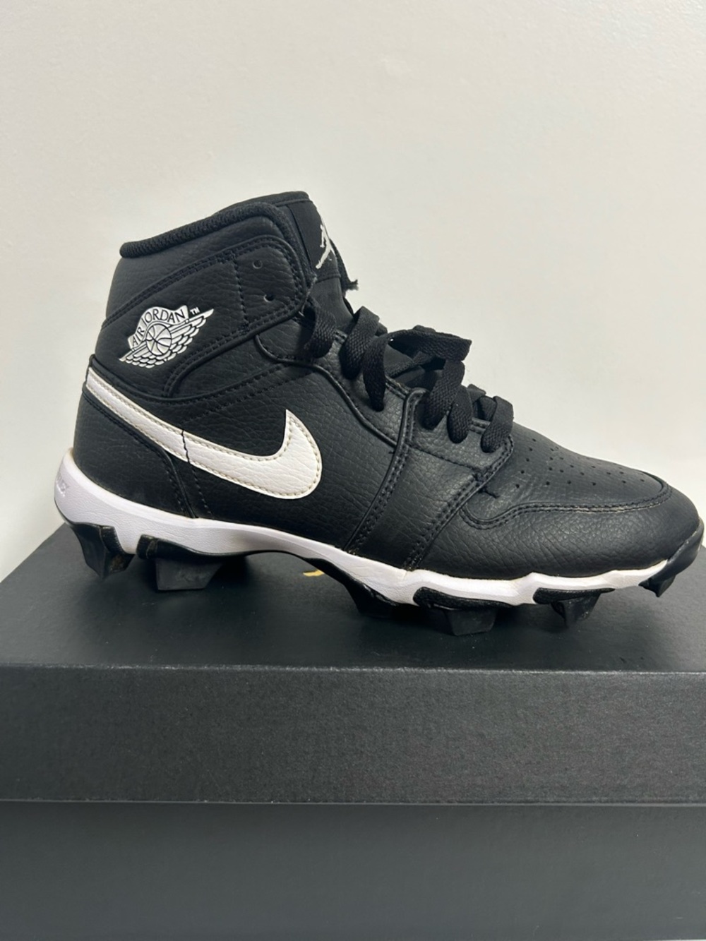 Jordan 1 Mid Cleats Black White Youth 6Y